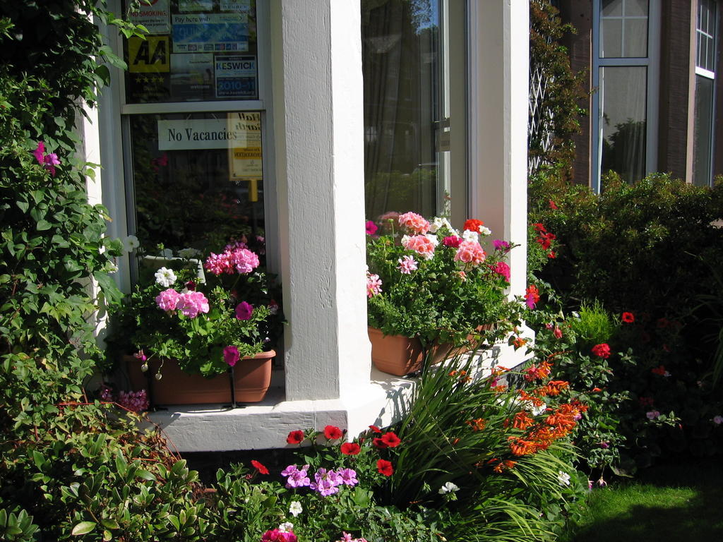 Cragside Guest House Κέσγουικ Εξωτερικό φωτογραφία